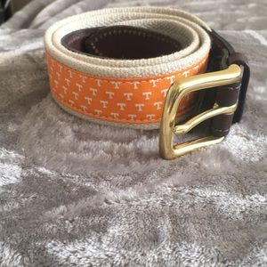 Vineyard Vines UT Power T Belt